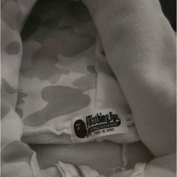 Bape hoodie white camo size L - Picture 7 of 7